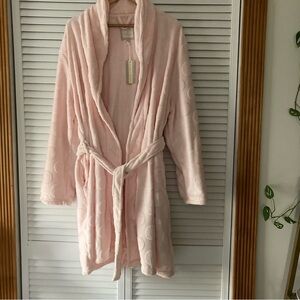 Peaches&dreams light pink robe size:xl NEW WITH TAG